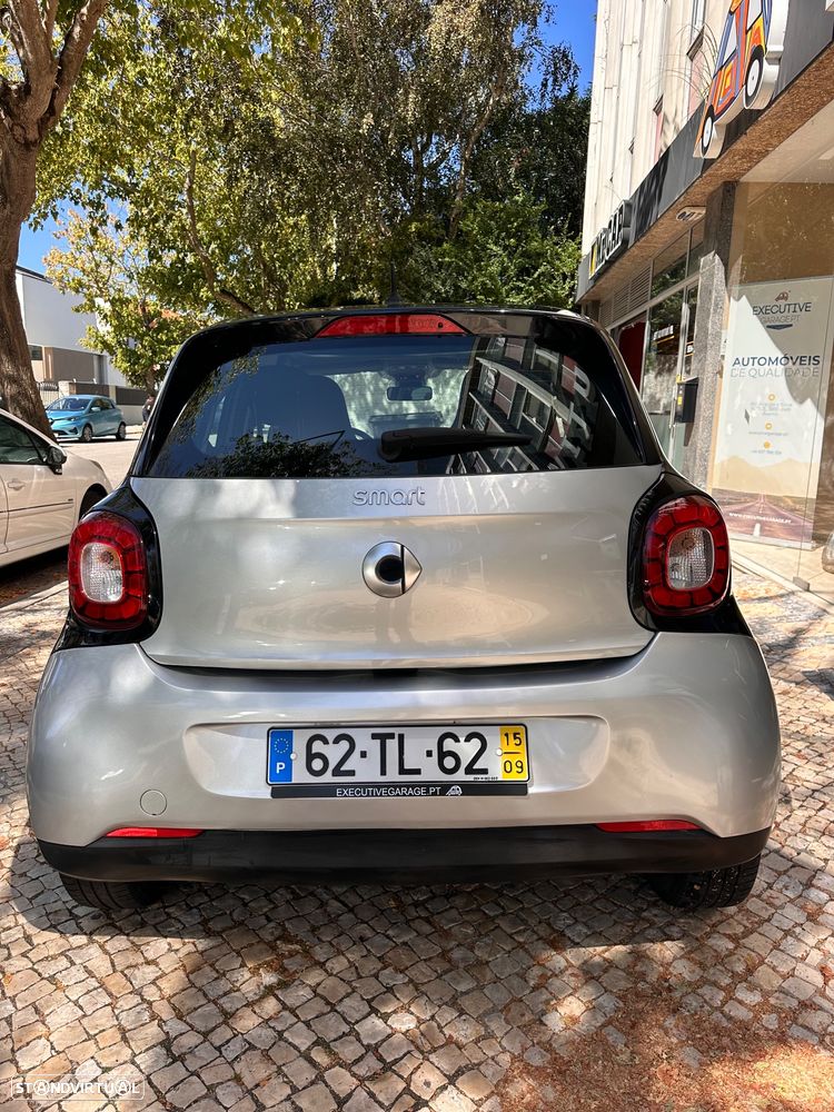 Smart Forfour 2015 photo 4