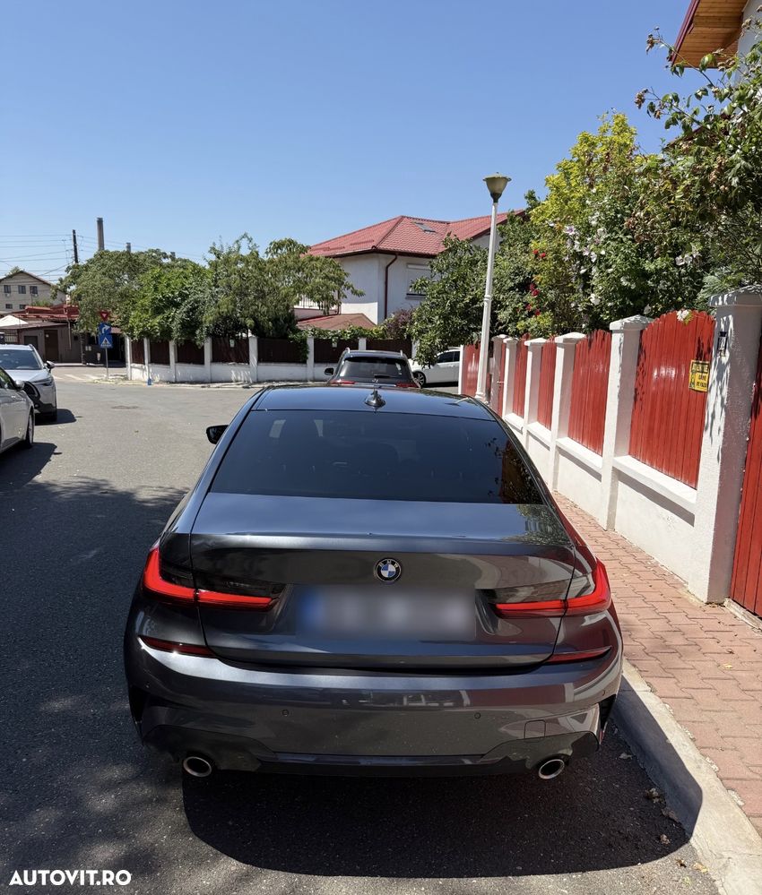 BMW Seria 3 320i xDrive AT - 11