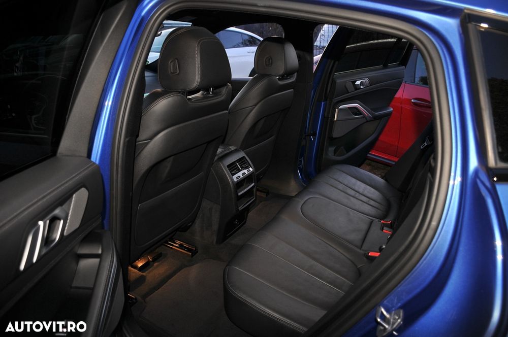 BMW X6 xDrive30d - 9