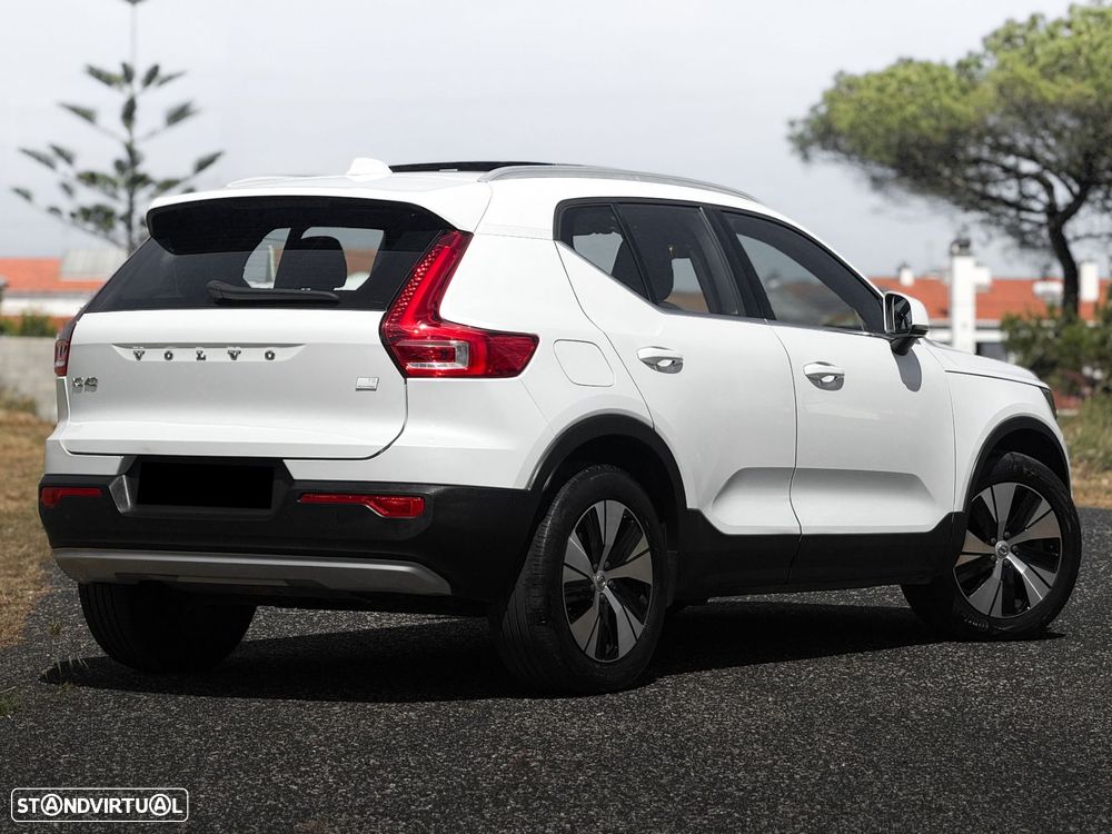 Volvo XC 40 1.5 T5 PHEV Momentum Plus - 4