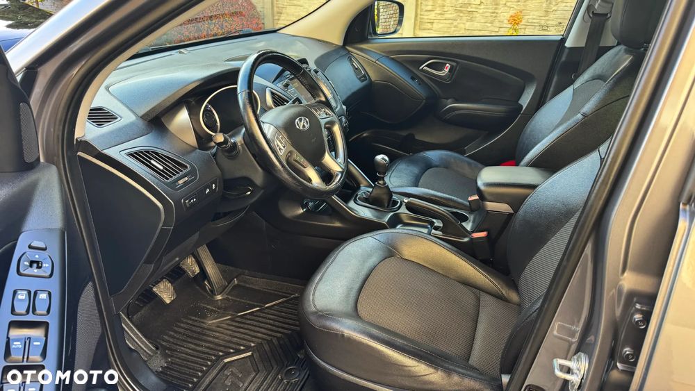 Hyundai ix35 - 13