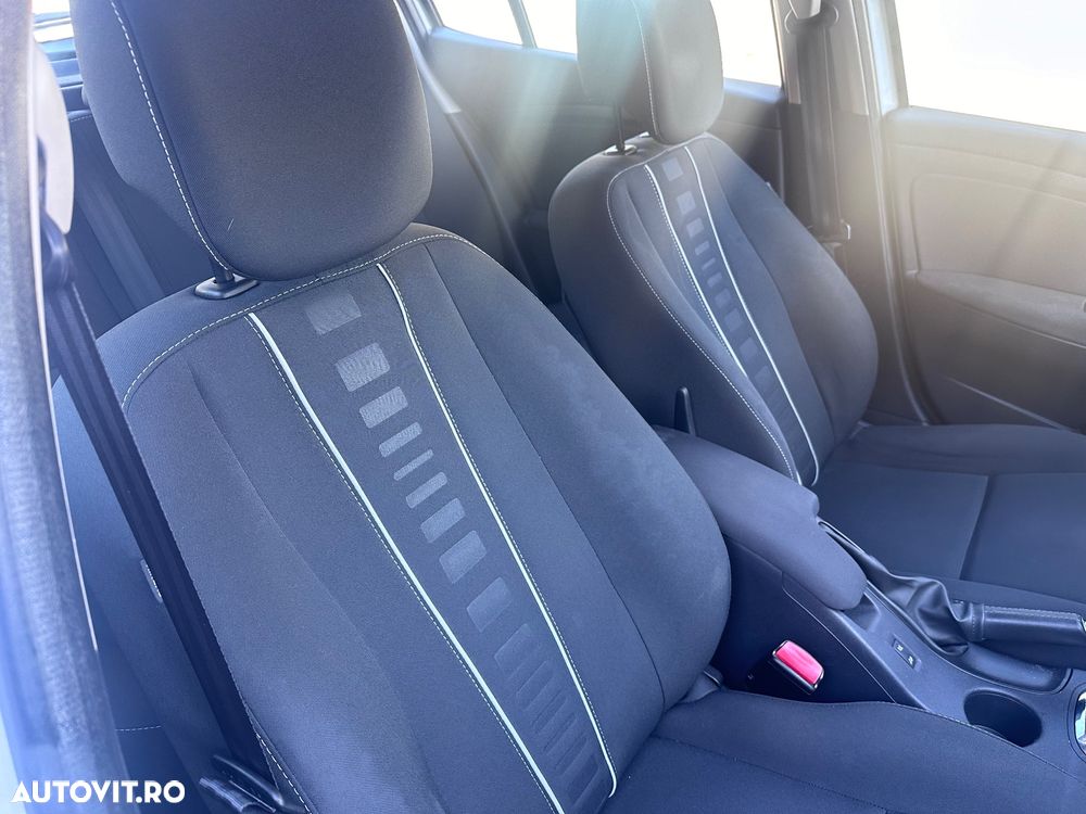 Renault Megane Energy dCi Intens - 14