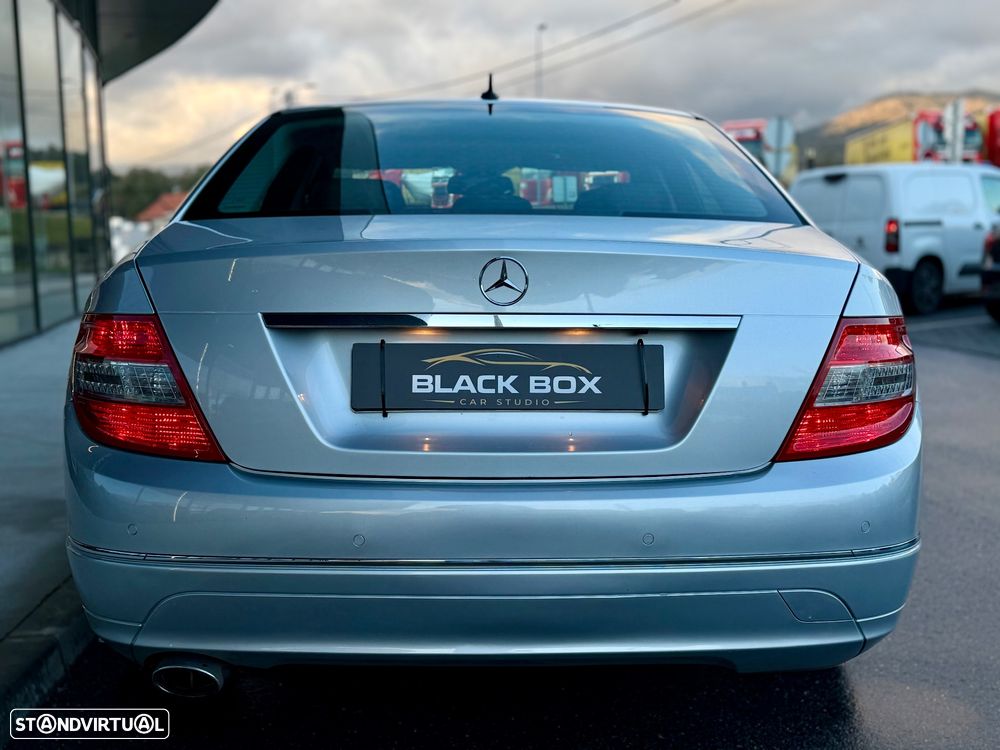 Mercedes-Benz C 220 CDI DPF Auto BlueEFFICIENCY Avantgarde - 4