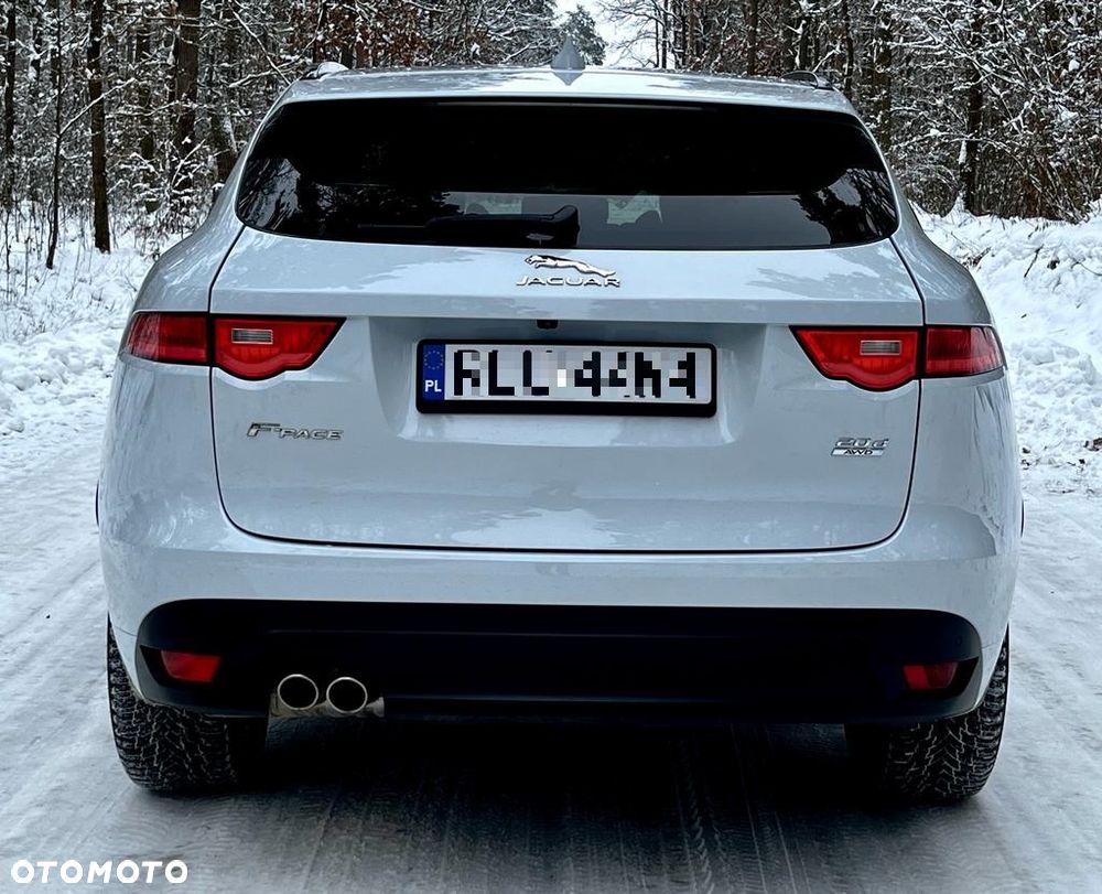 Jaguar F-Pace 2.0 i4D AWD R-Sport - 24