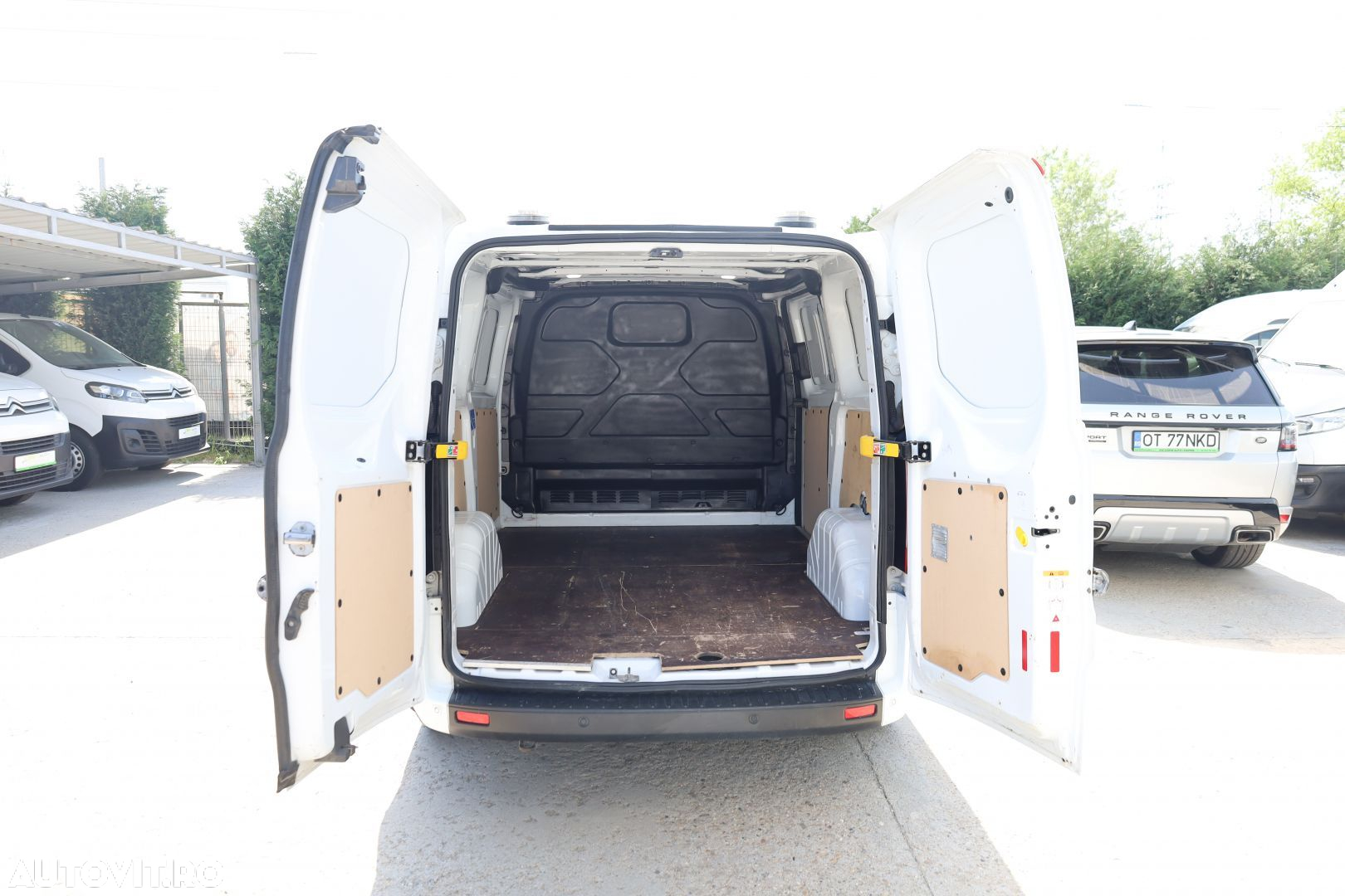 Ford Transit Custom - 12
