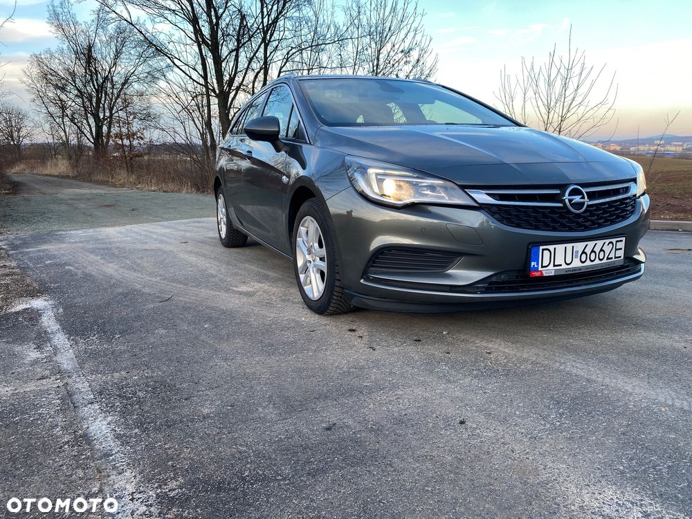 Opel Astra 1.6 D Start/Stop Business - 2