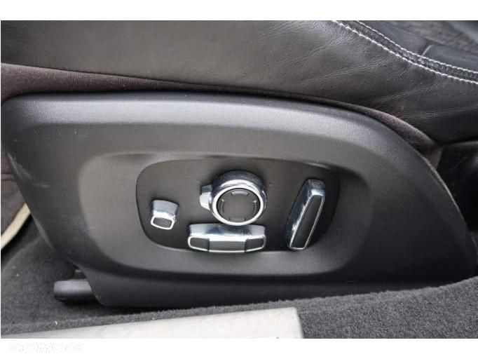 Jaguar XJ 3.0 T LWB AWD Portfolio - 15