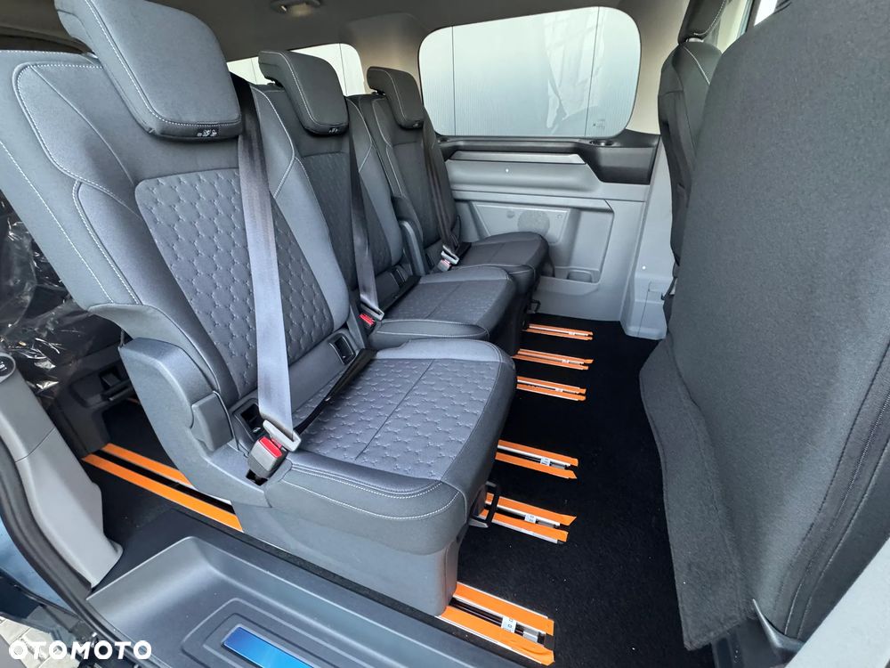 Ford Tourneo Custom 2.0 EcoBlue 320 L2 Titanium - 18