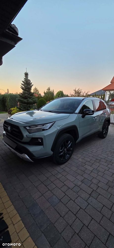 Toyota RAV4 - 3
