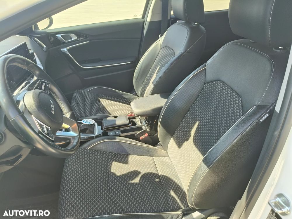 Kia XCeed - 8