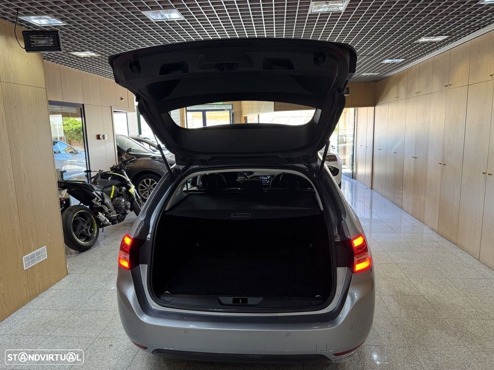 Peugeot 308 SW 1.5 BlueHDi Allure EAT8 - 27