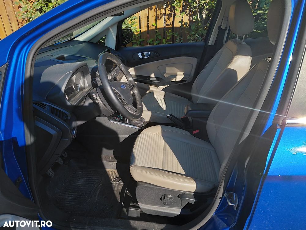 Ford EcoSport - 10