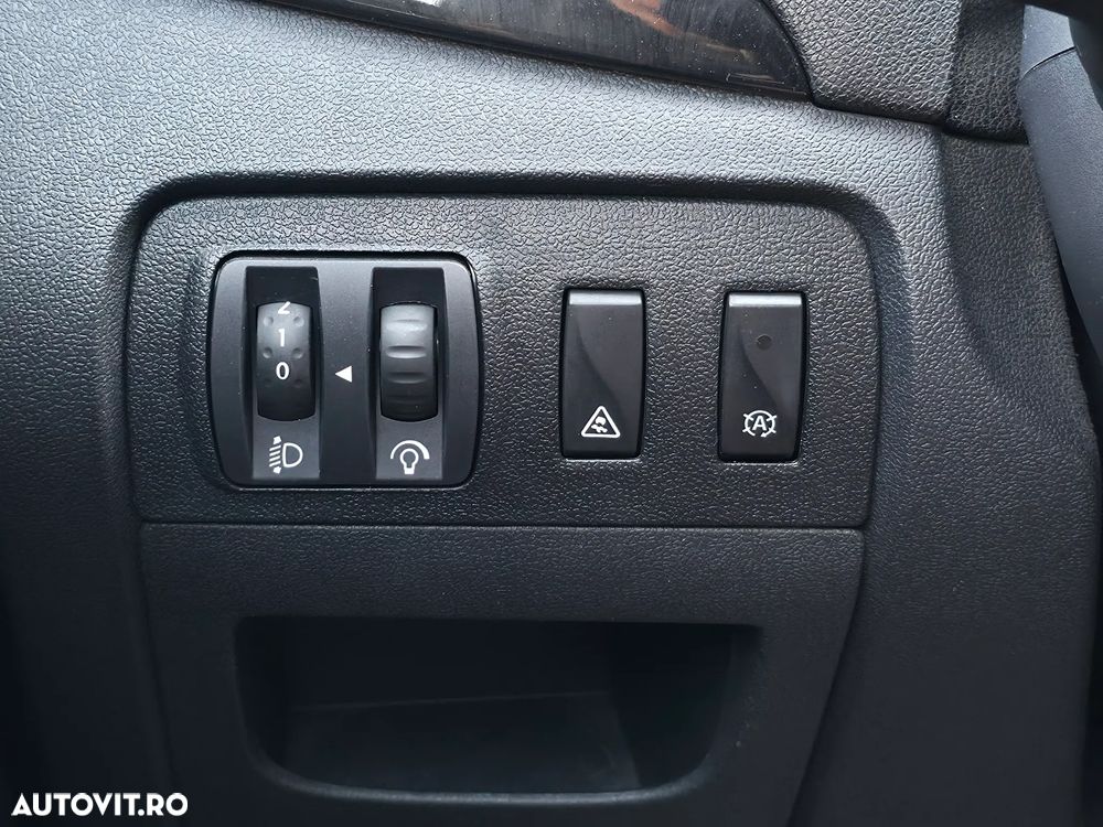 Renault Scenic ENERGY dCi 110 INTENS - 28