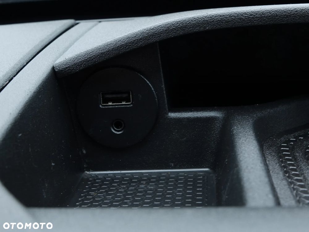 Iveco Daily 35S14 L3H2 automat HI-MATIC - 21