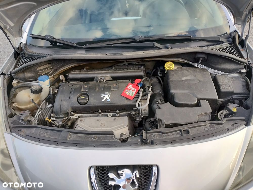 Peugeot 207 CC - 17