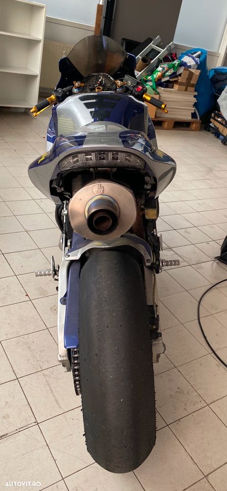 Honda CBR 600RR - 4