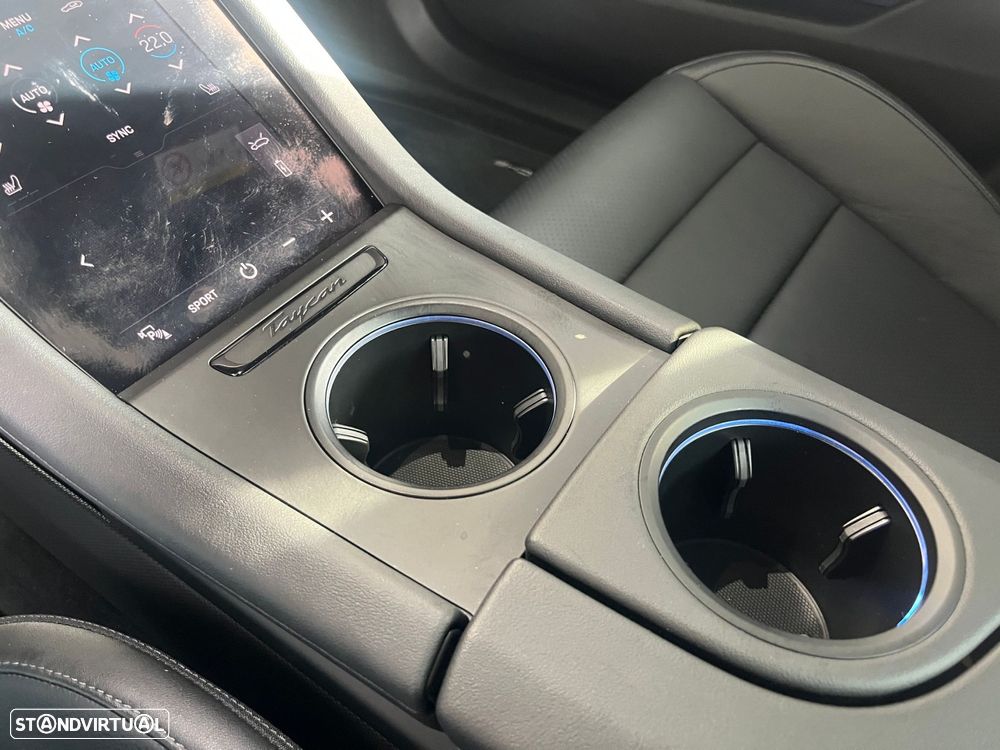 Porsche Taycan Standard - 35