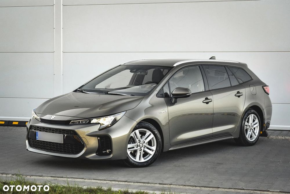 Suzuki Swace 1.8 Hybrid Premium Plus CVT - 3