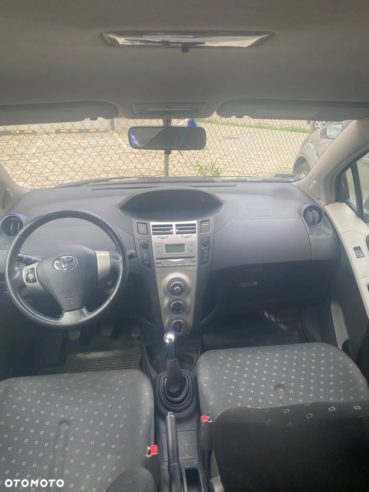 Toyota Yaris 1.0 VVT-i Luna - 15