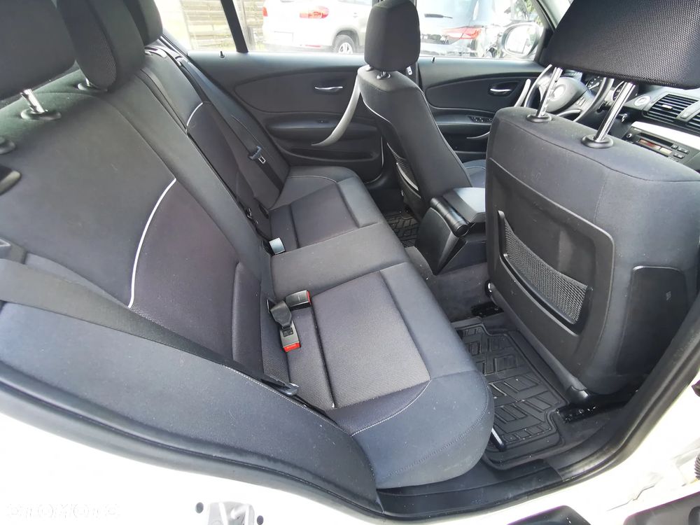 BMW Seria 1 116i Edition Sport - 14
