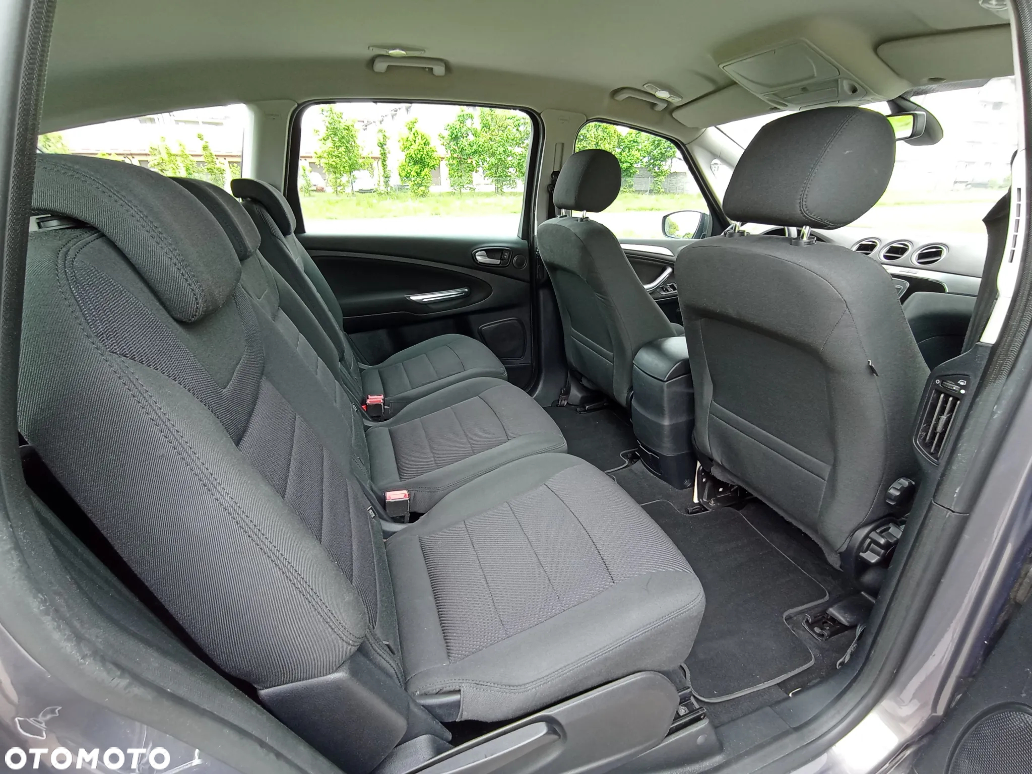 Ford S-Max - 26
