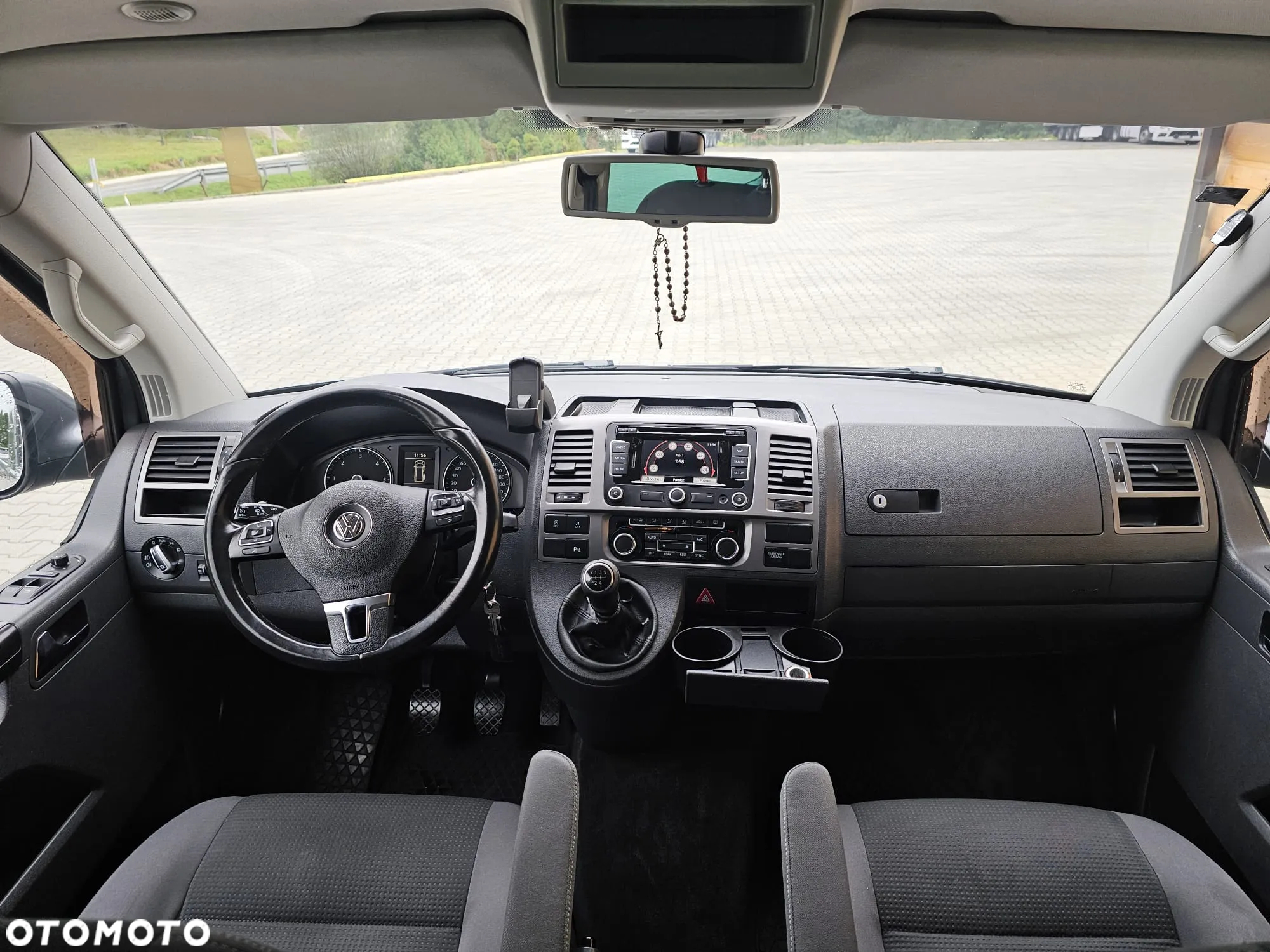 Volkswagen Multivan - 8