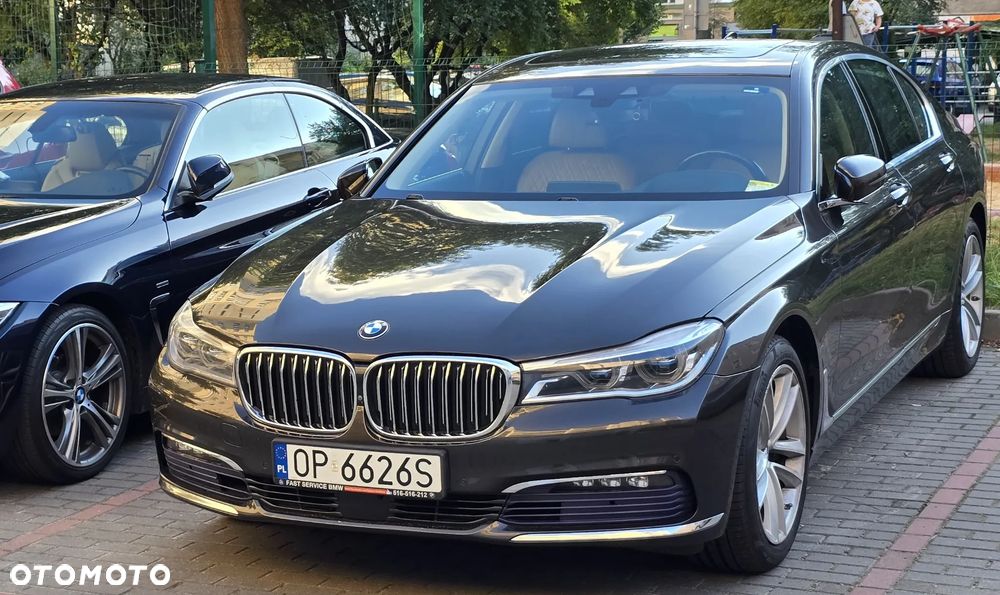 BMW Seria 7 730d xDrive - 24