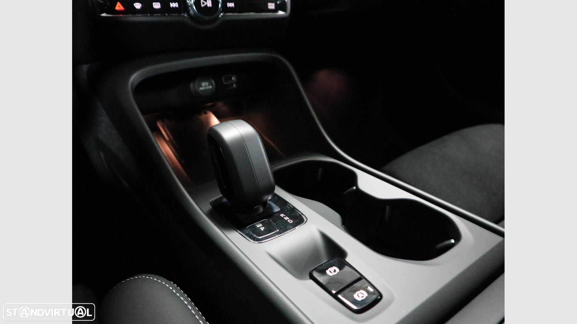 Volvo XC 40 1.5 T2 Core Auto - 14