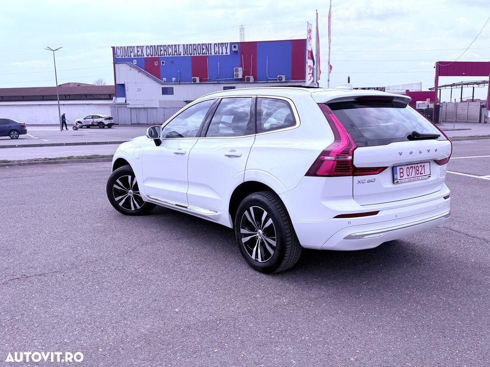 Volvo XC 60 T6 AWD Recharge Geartronic Inscription Expression - 8
