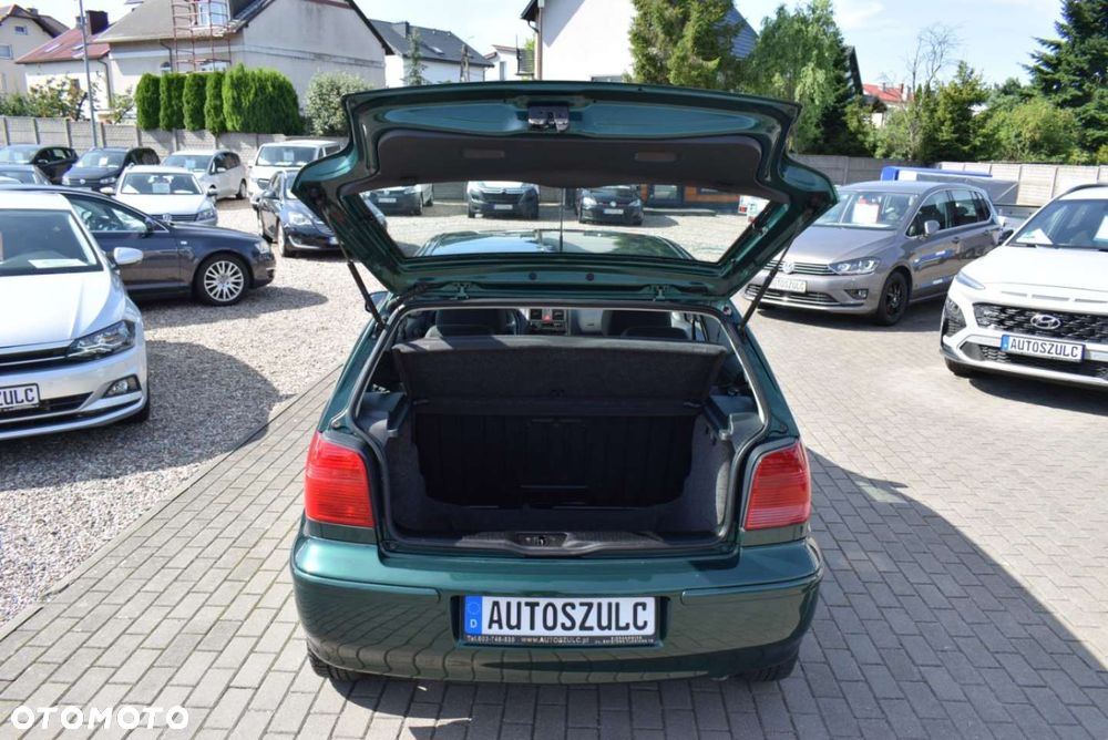 Volkswagen Polo - 9
