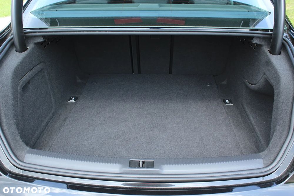 Audi A4 Limousine 2.0 TDI - 34