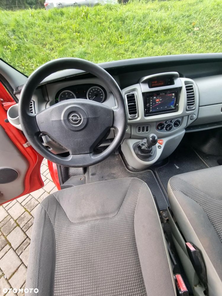 Opel Vivaro 2.0 L2H1 - 11