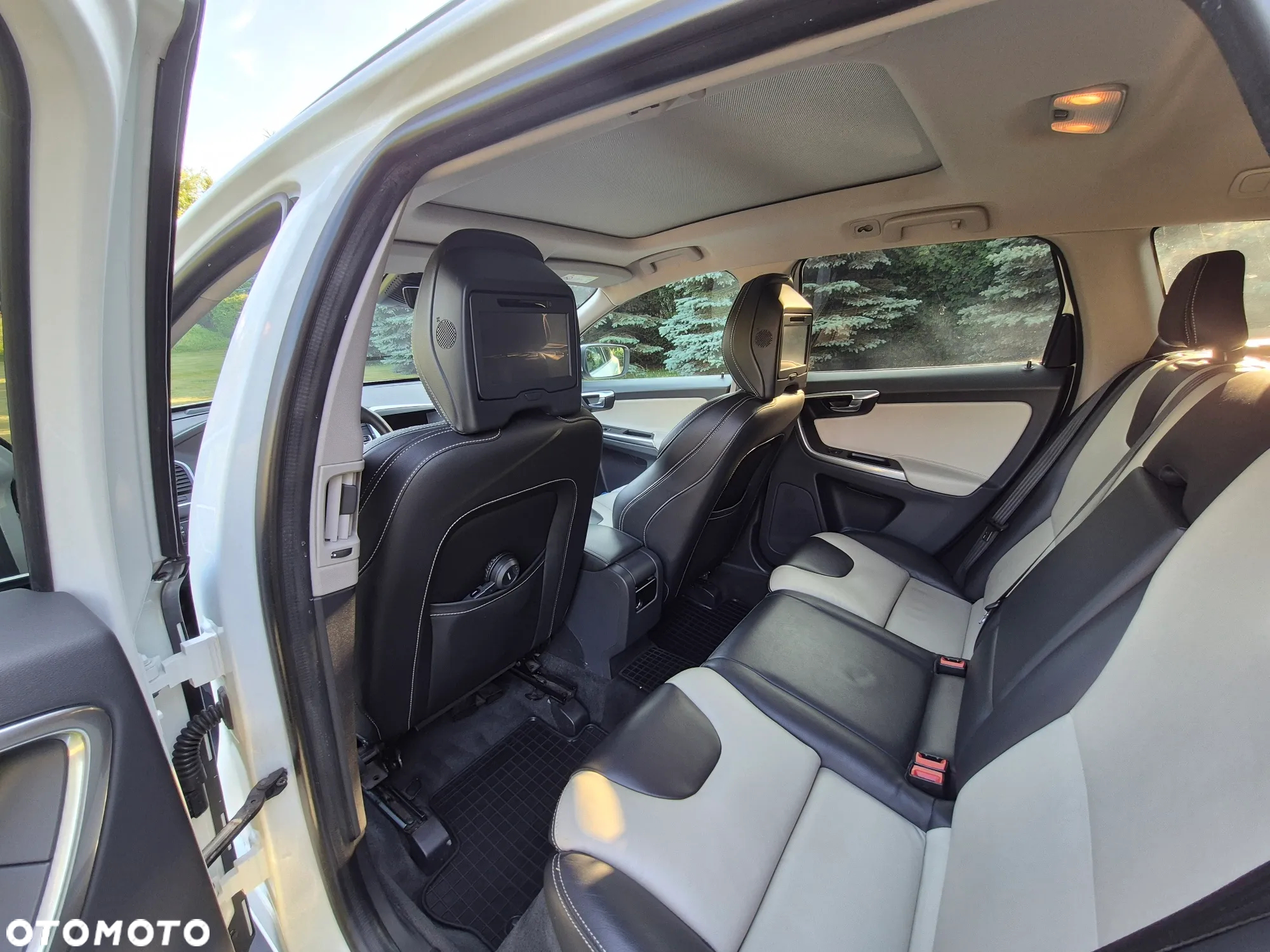 Volvo XC 60 D5 AWD Summum - 10