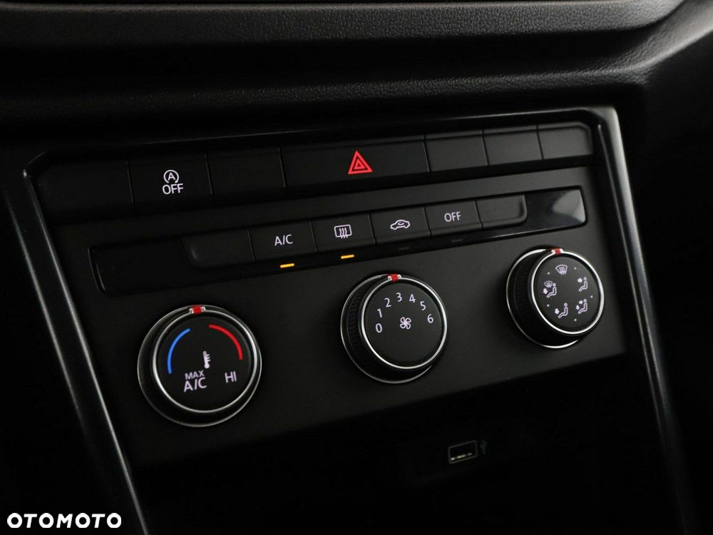 Volkswagen T-Roc 1.5 TSI Life - 26