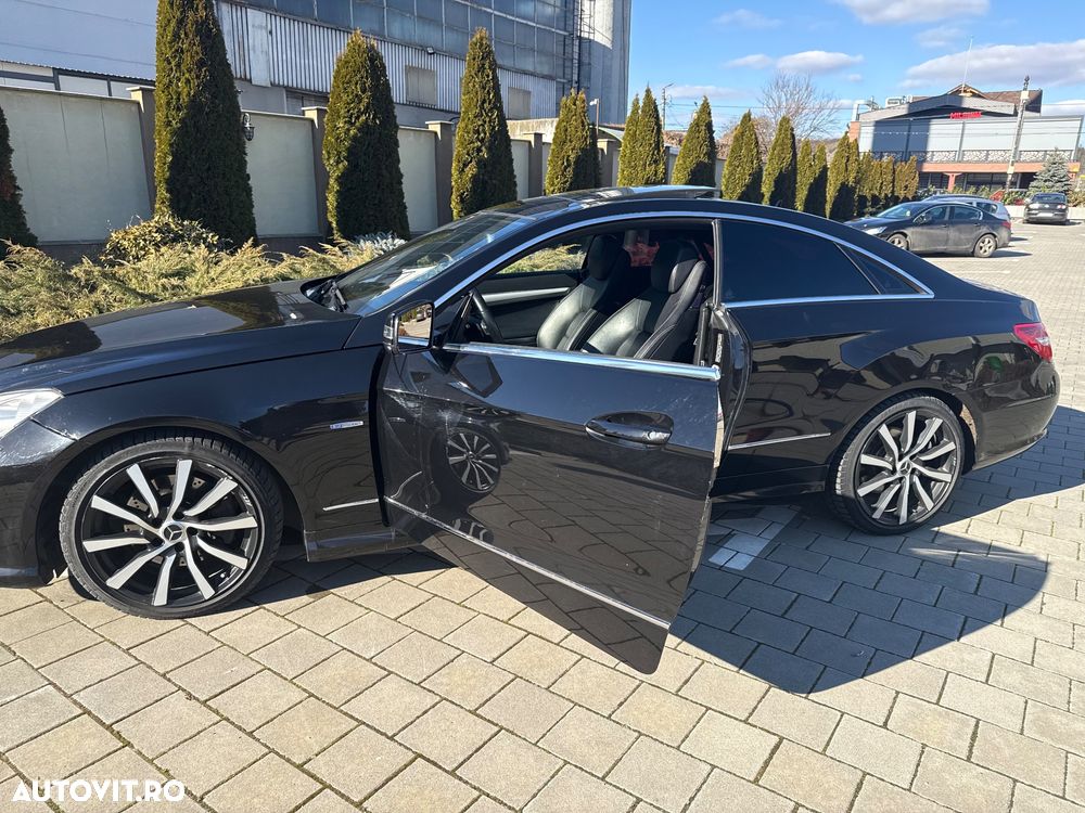 Mercedes-Benz E - 21