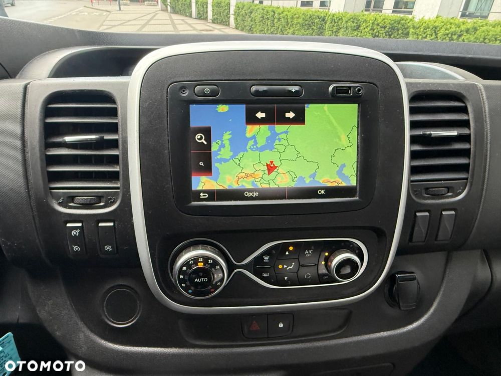 Renault Trafic - 14