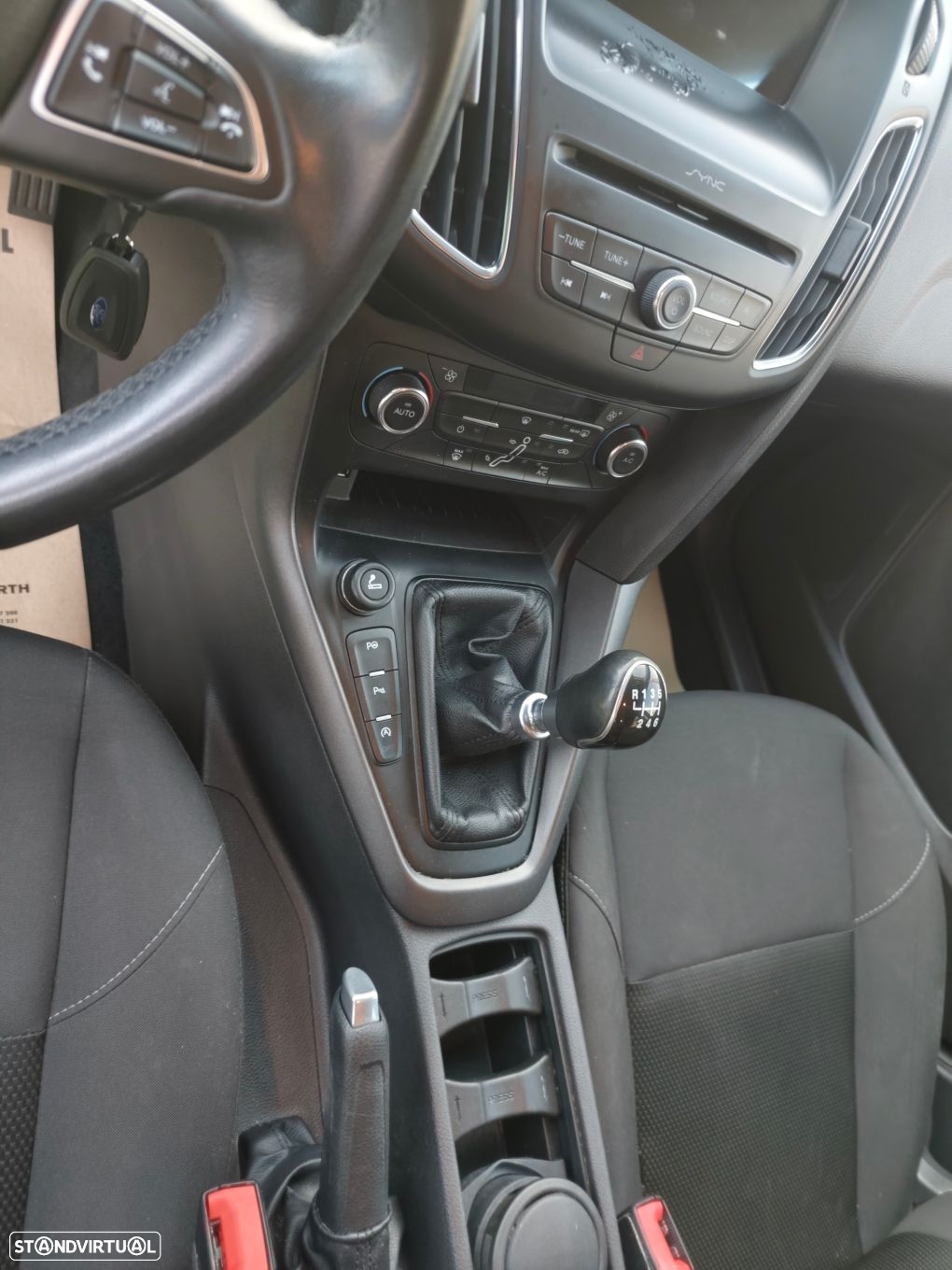 Ford Focus SW 1.5 TDCi EcoBlue Titanium - 20
