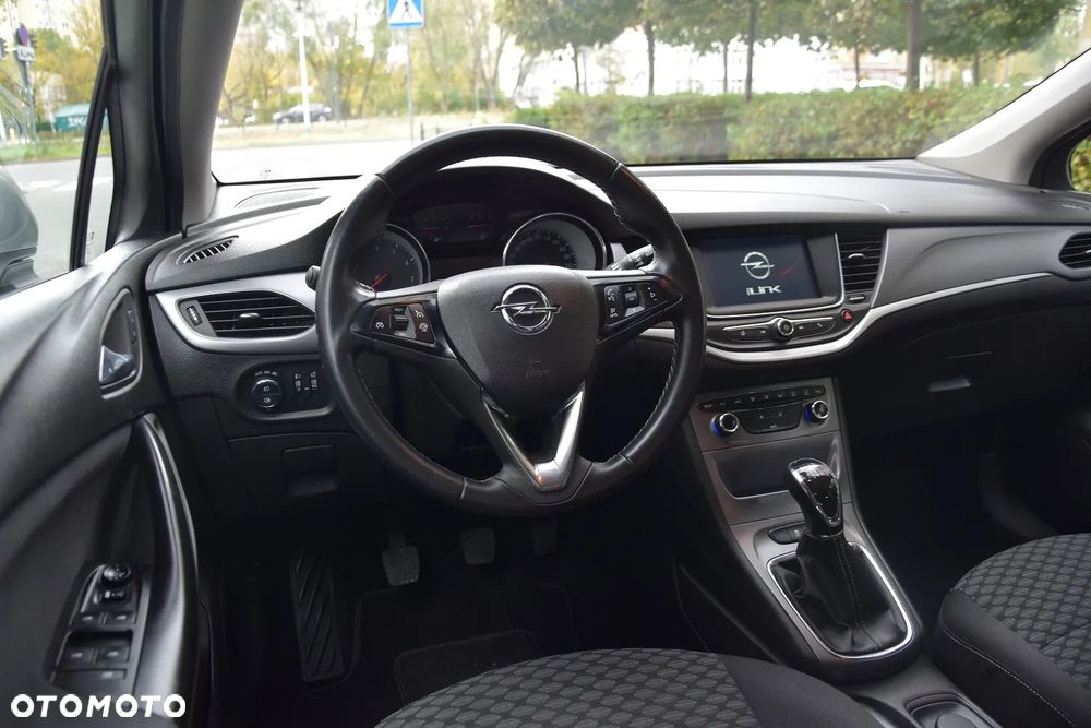 Opel Astra - 12