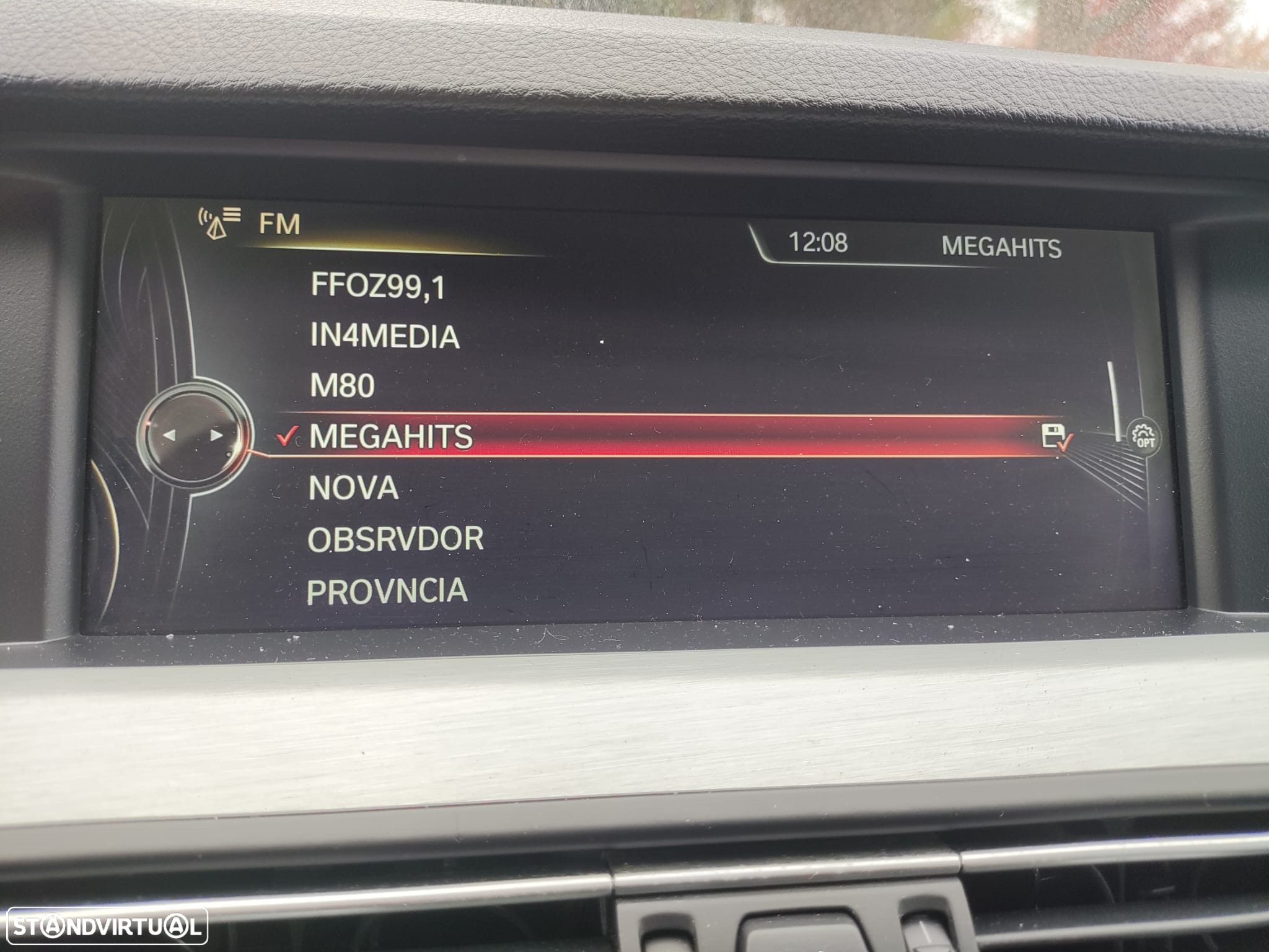 BMW M550d xDrive Auto - 41