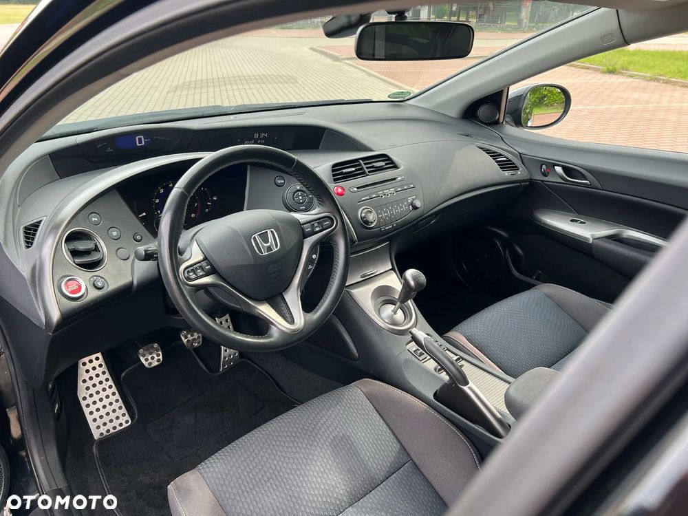 Honda Civic 1.8i-VTEC Executive - 8