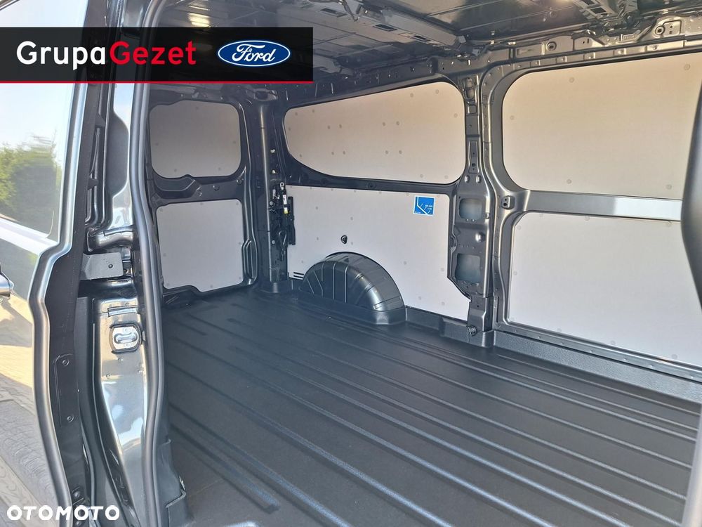 Ford Transit Custom - 13