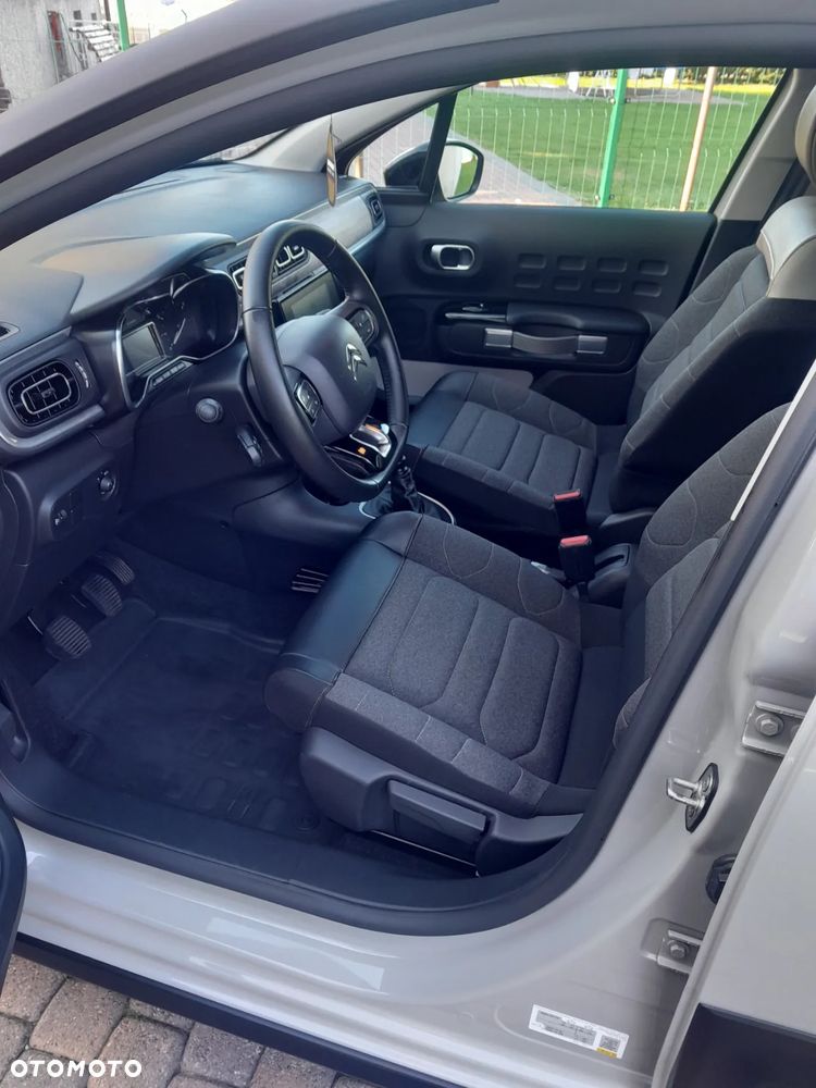 Citroën C3 1.2 PureTech Shine - 20