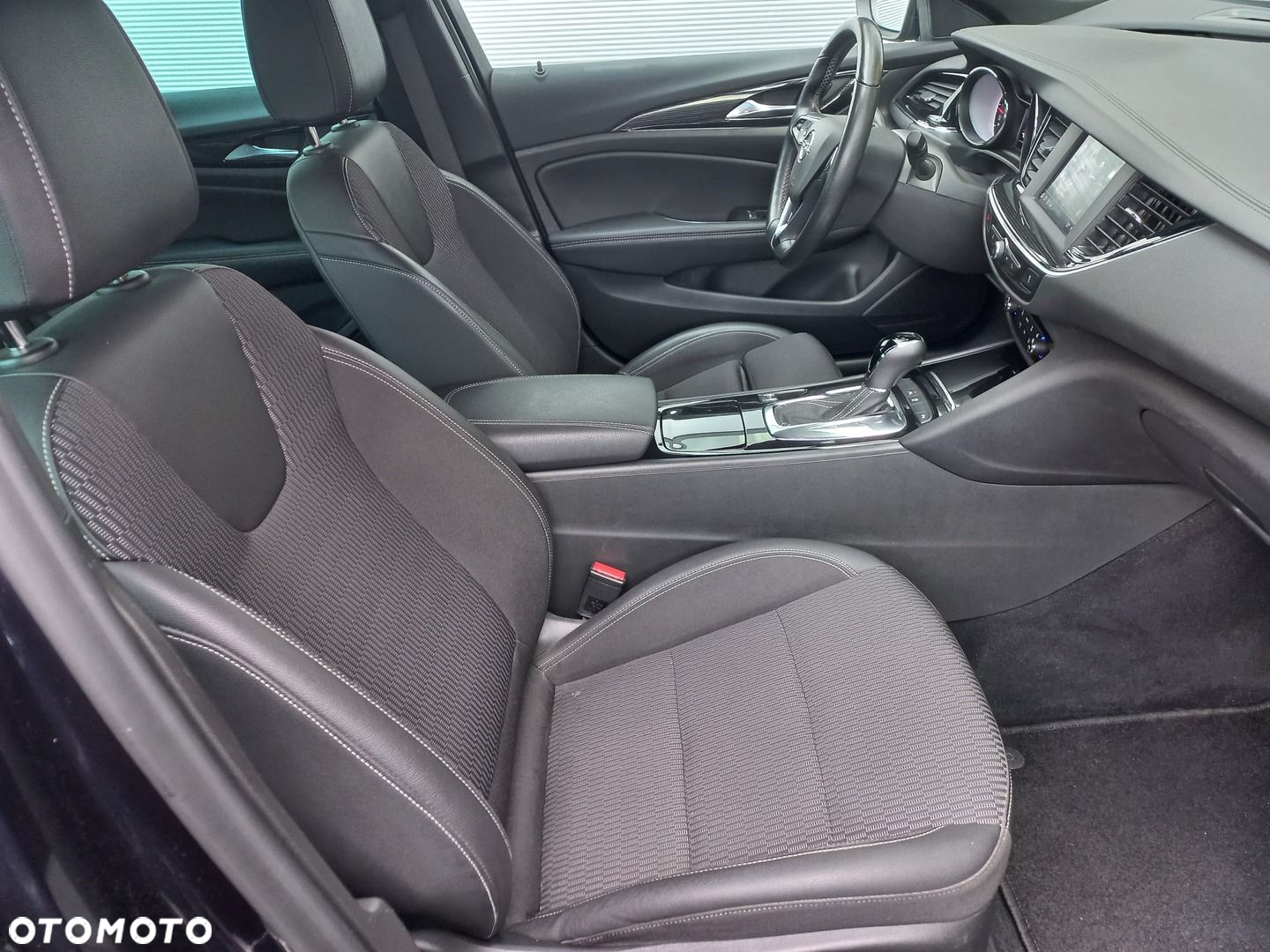 Opel Insignia 1.5 T Elite S&S - 17