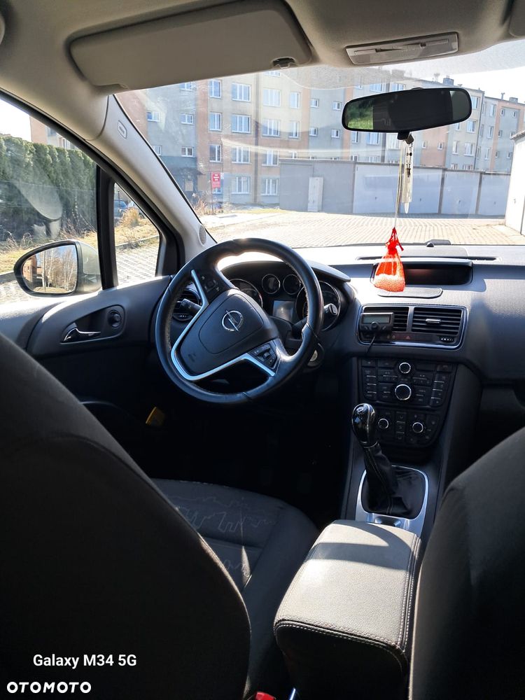 Opel Meriva - 11