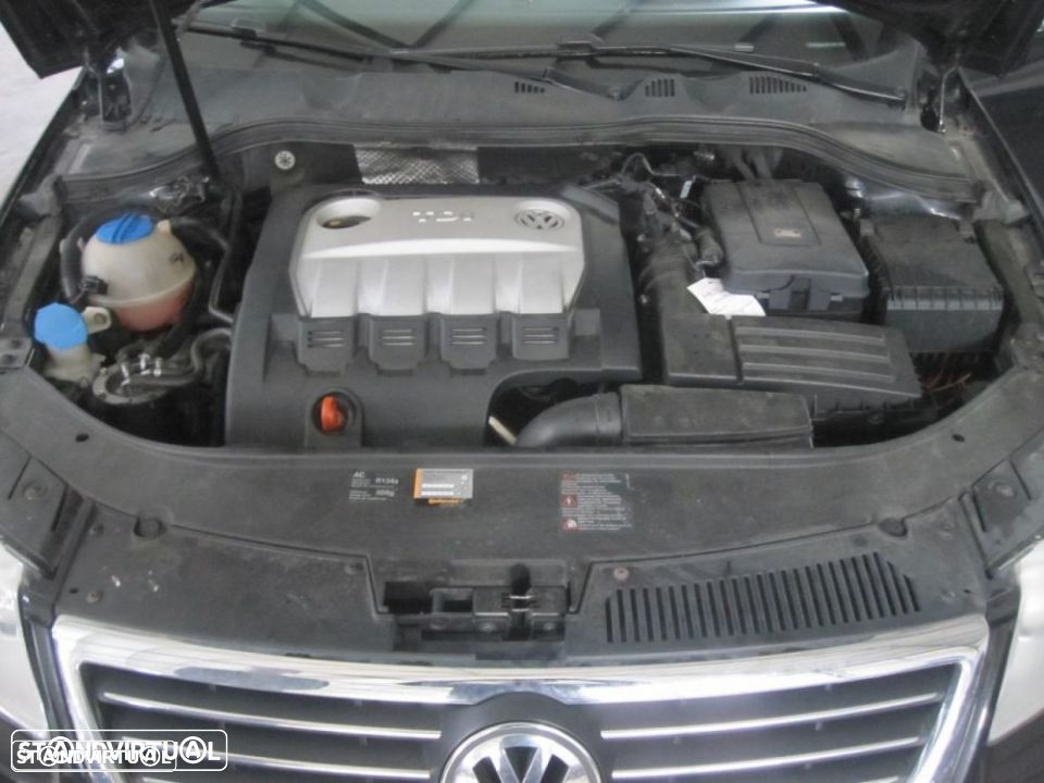 Interior VW Passat Variant 2.0 TDI 170CV DE 2006 - 8