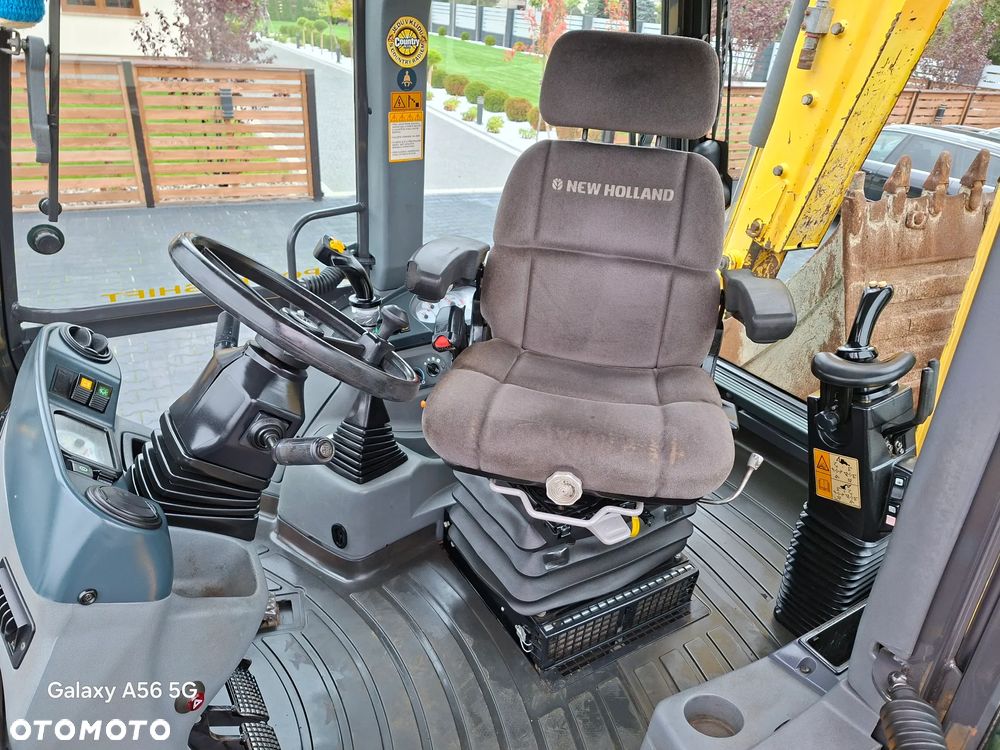 New Holland B110 B / Joystick / Koparko Ładowarka / - 2