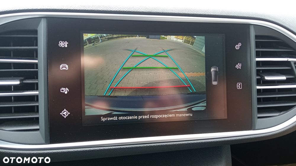 Peugeot 308 BlueHDi 130 Stop & Start Allure - 17