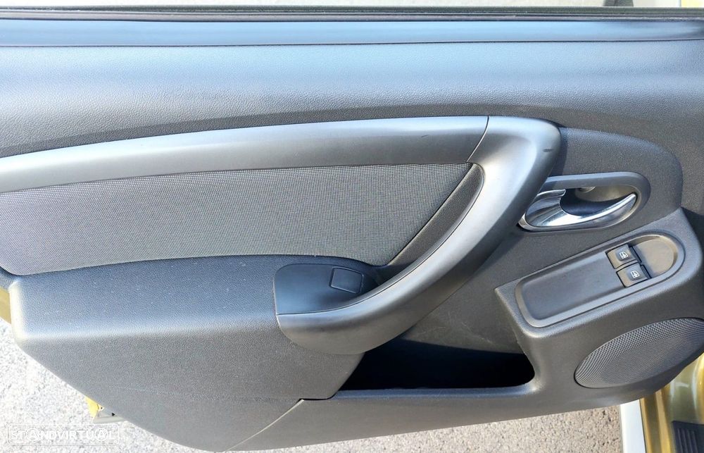 Dacia Duster 1.5 dCi Prestige - 28