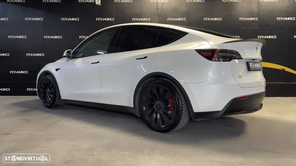 Tesla Model Y Performance Dual Motor AWD - 20