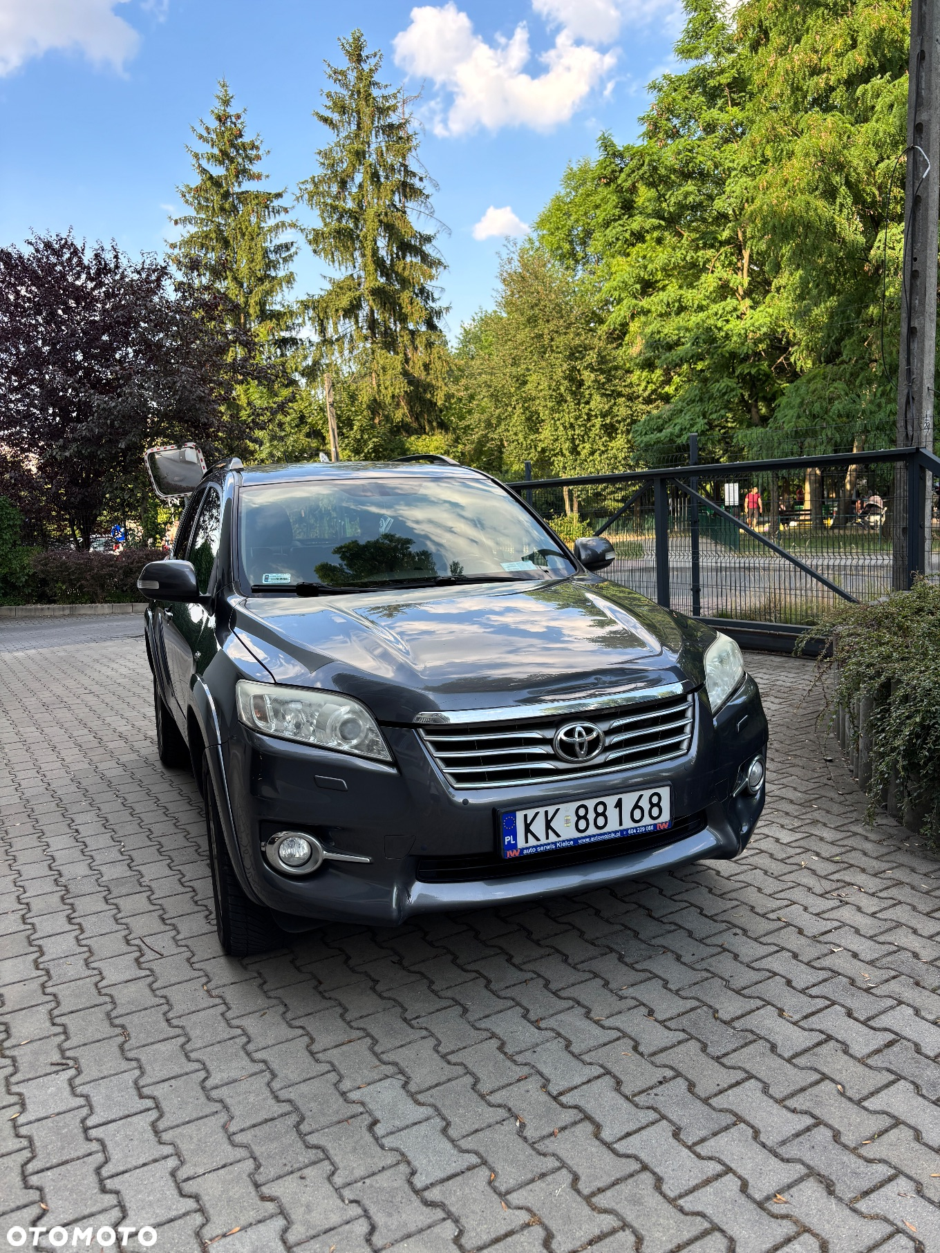 Toyota RAV4 - 6